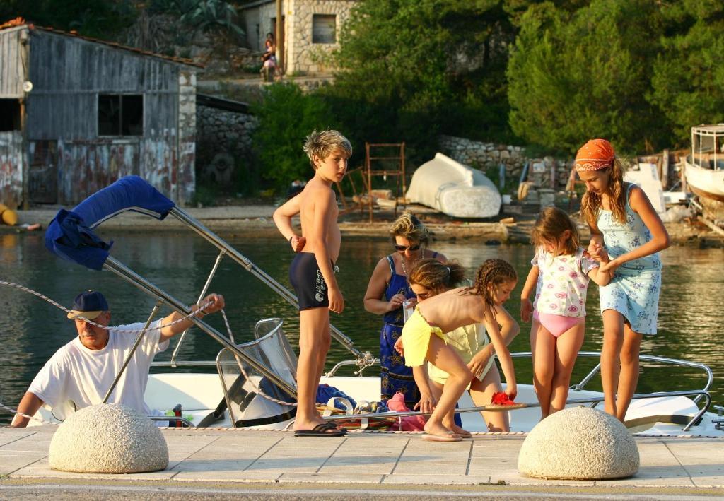 Villa Welcome Vrboska Kültér fotó
